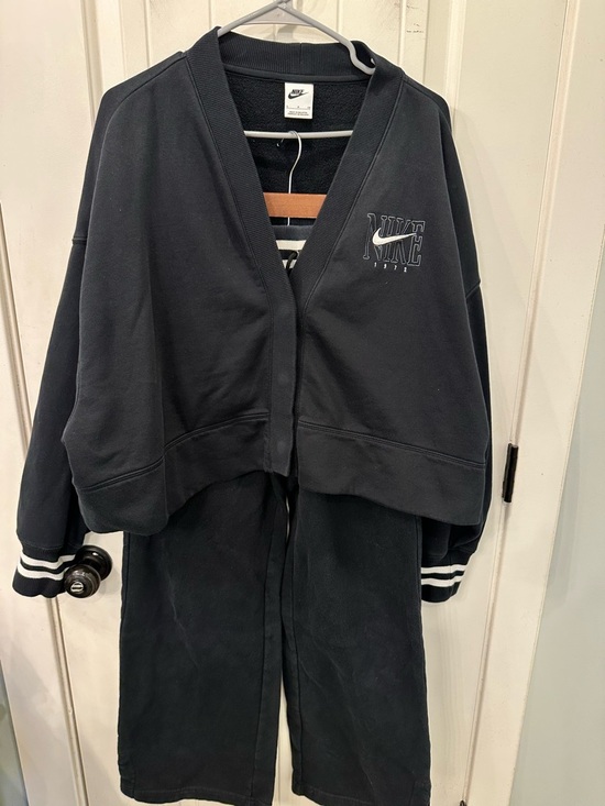Nike Tops - Nike Phoenix Fleece Oversized Cardigan Sweat Set Black Small XS Set